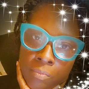 Meet your Posher, Paulina